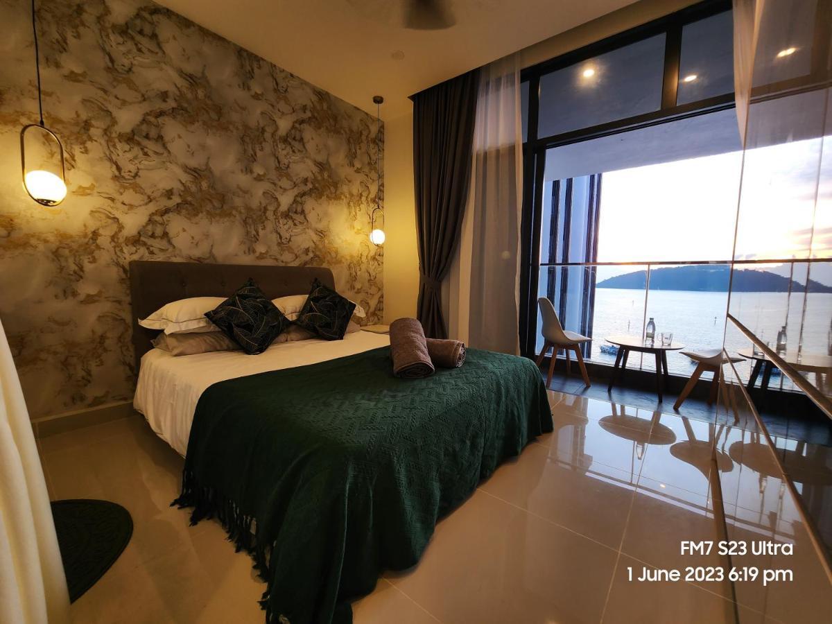 Seaview Luxury Suites At The Shore Kota Kinabalu Exterior photo